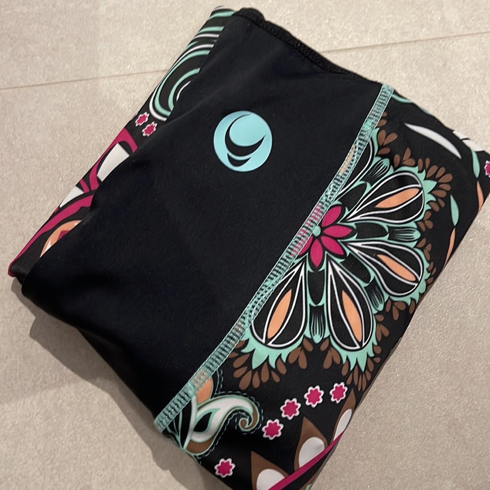 Wave Life women XS Paisley park black blue leggings sun protection water sport